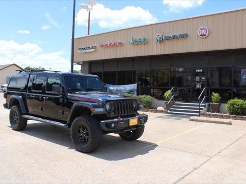 Certified 2020 Jeep Gladiator Rubicon AWD/4WD image 4