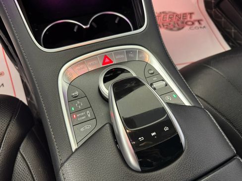 Used 2017 Mercedes-Benz S 550 4MATIC Sedan image 22