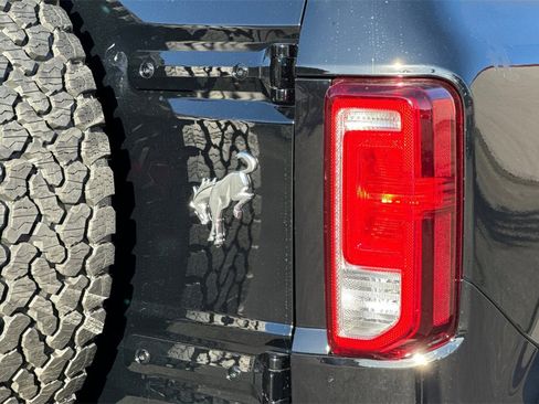 New 2025 Ford Bronco Big Bend w/ Black Diamond Package image 6