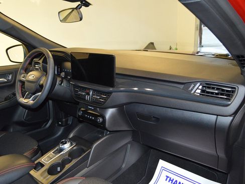 Certified 2024 Ford Escape ST-Line w/ Tech Pack #1 image 10