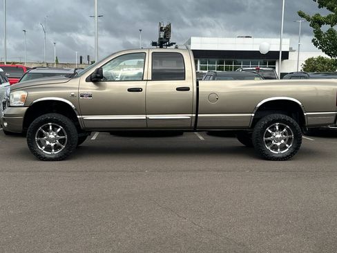 Used 2007 Dodge Ram 2500 Truck Laramie AWD/4WD image 7