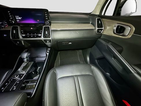 Used 2022 Kia Sorento S AWD/4WD image 33