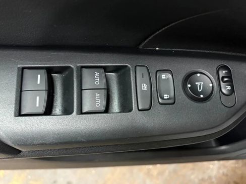 Used 2016 Honda Civic Touring image 31