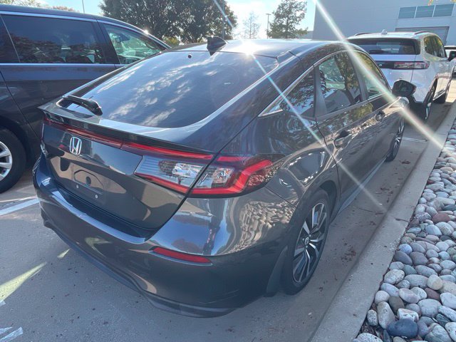 Used 2024 Honda Civic EX-L image 9