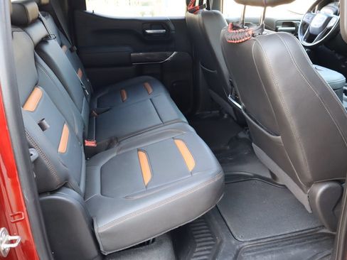 Used 2021 GMC Sierra 1500 AT4 w/ AT4 Value Package AWD/4WD image 18