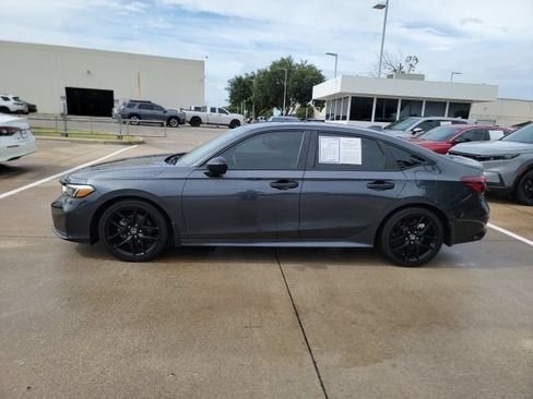 Certified 2025 Honda Civic Sport image 8