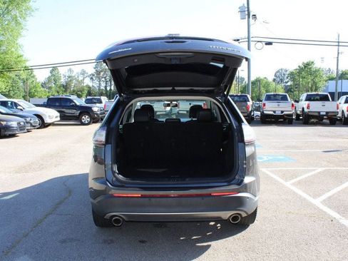 Used 2015 Ford Edge Titanium w/ Equipment Group 301A image 9