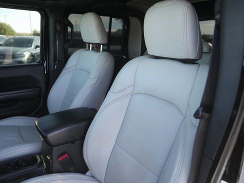 Used 2021 Jeep Gladiator Mojave image 10