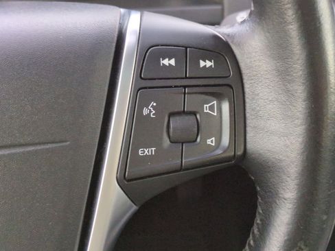 Used 2017 Volvo S60 T5 Dynamic image 26