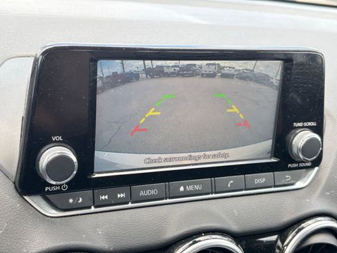 Used 2021 Nissan Sentra S FWD image 11