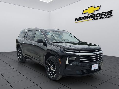 New 2026 Chevrolet Traverse High Country AWD/4WD image 8