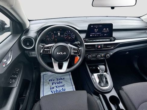 Certified 2023 Kia Forte LXS image 18