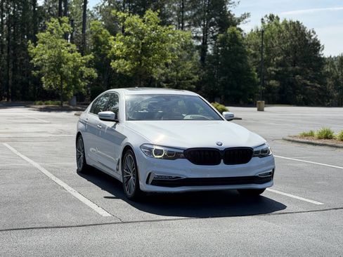 Used 2018 BMW 540i RWD image 1