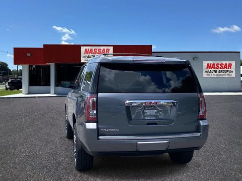 Used 2019 GMC Yukon Denali w/ Denali Ultimate Package AWD/4WD image 5