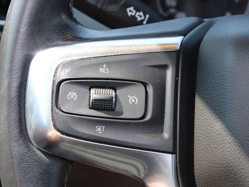 Used 2020 Chevrolet Blazer LT w/ Sound & Technology Package FWD image 34