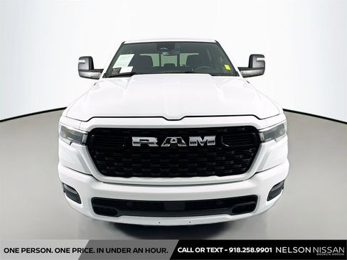 Used 2025 RAM 1500 Big Horn AWD/4WD image 2