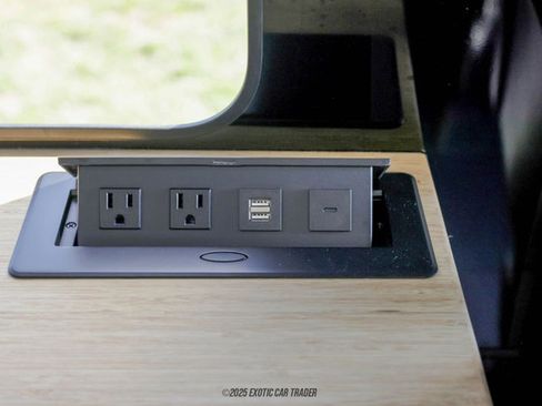 Used 2025 Mercedes-Benz Sprinter 2500 image 47