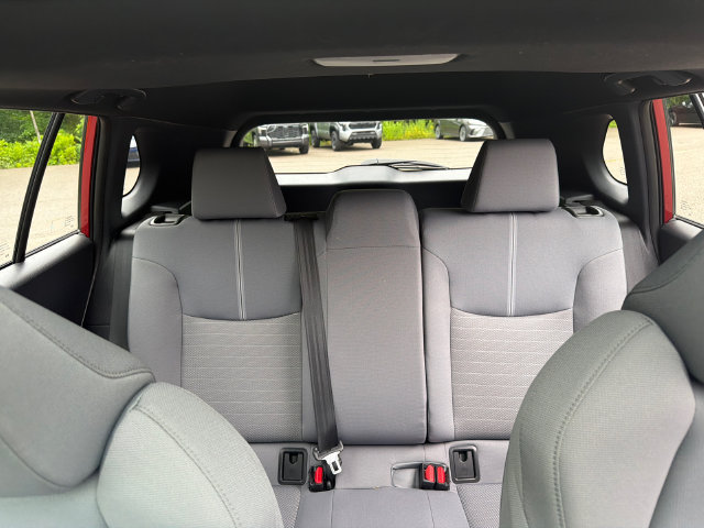 Used 2024 Toyota Corolla Cross AWD Hybrid w/ Moonroof Package image 36