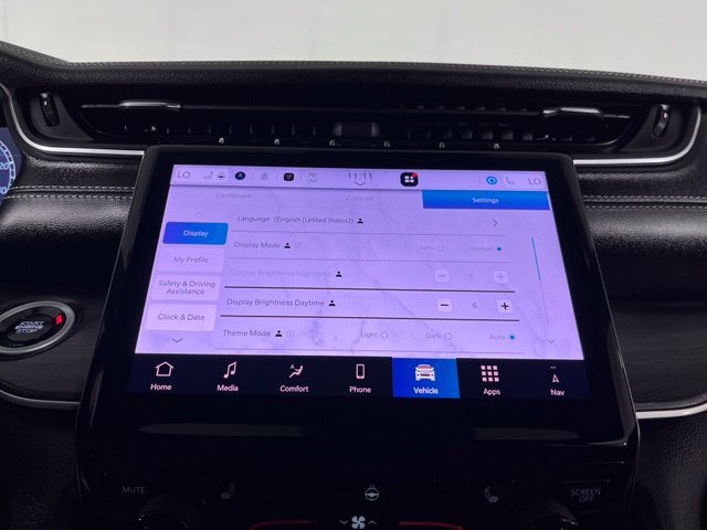 Used 2025 Jeep Grand Cherokee Limited AWD/4WD image 31