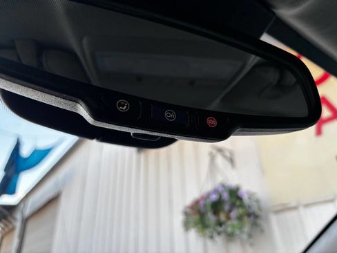 Used 2018 Buick Encore Preferred image 27