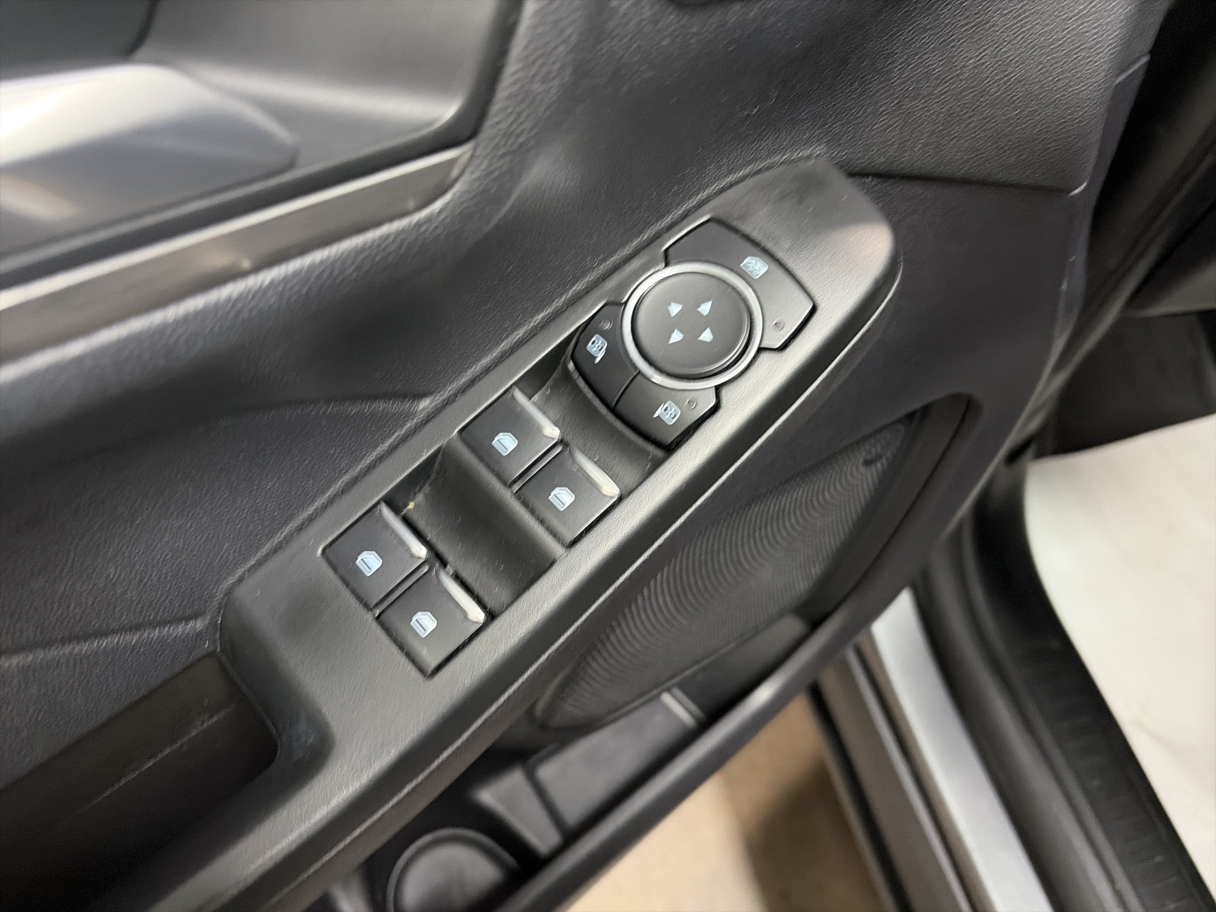 Used 2022 Ford Escape Titanium AWD/4WD image 24