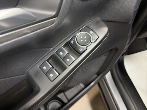 Used 2022 Ford Escape Titanium AWD/4WD image 24