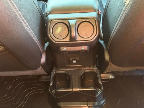 Used 2021 Jeep Gladiator Overland w/ Popular Equipment Package image 17