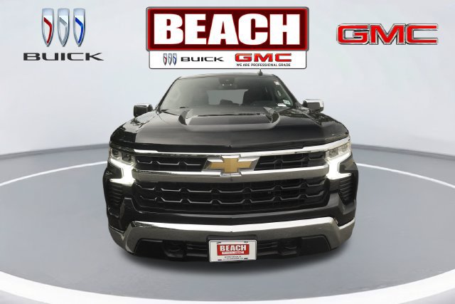 Used 2022 Chevrolet Silverado 1500 LT AWD/4WD image 8