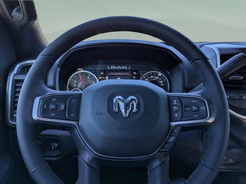 New 2026 RAM 2500 Big Horn AWD/4WD image 30