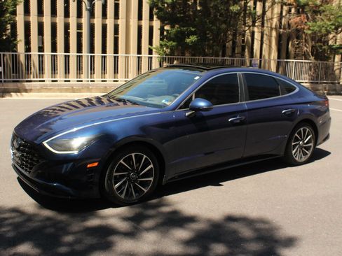 Used 2020 Hyundai Sonata Limited FWD image 12