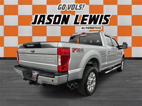 Used 2020 Ford F250 Lariat w/ Chrome Package image 4