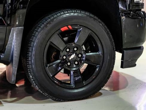 Used 2017 Chevrolet Silverado 1500 LTZ Z71 image 50