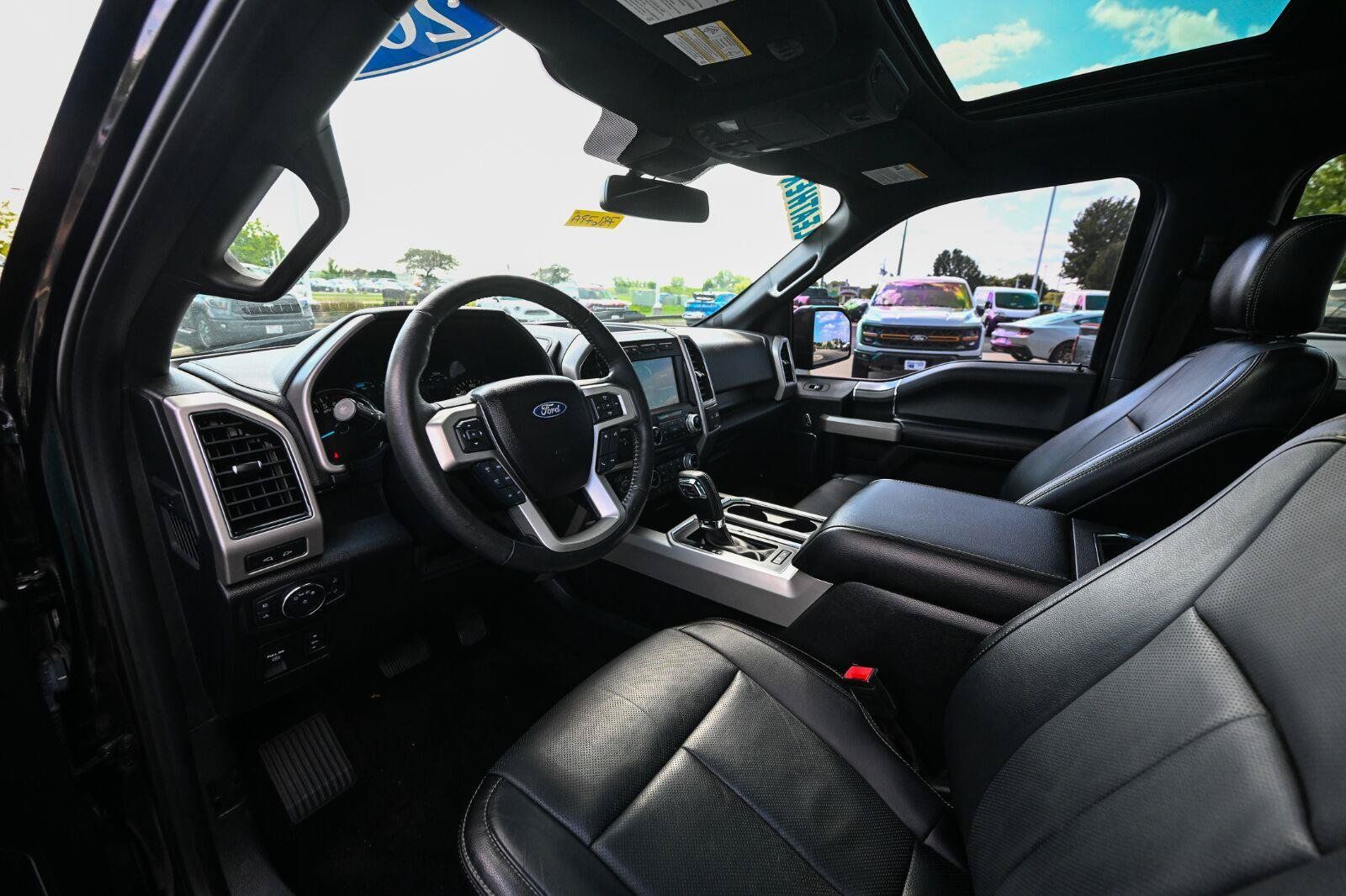 Certified 2018 Ford F150 Lariat w/ Equipment Group 502A Luxury AWD/4WD image 18