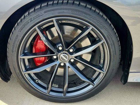 Used 2024 Nissan Z Performance w/ Floor Mat Package RWD image 28