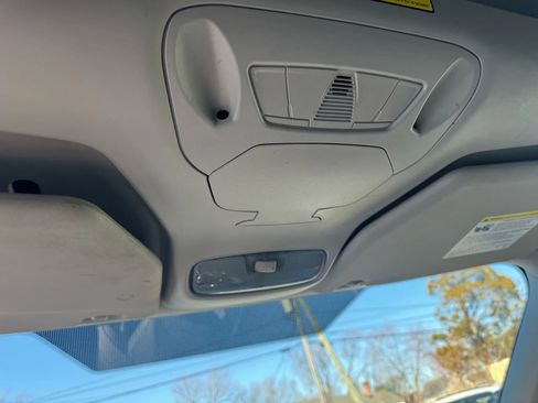 Used 2015 Ford Transit Connect XL image 34