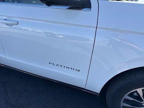 Certified 2025 Ford Expedition Max Platinum AWD/4WD image 4