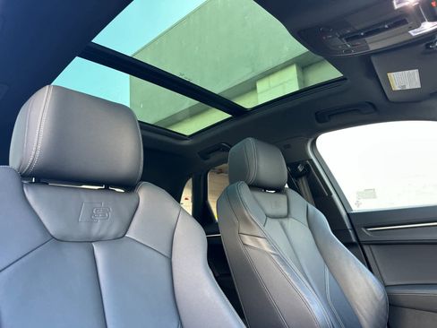 Used 2024 Audi Q3 2.0T Premium image 17