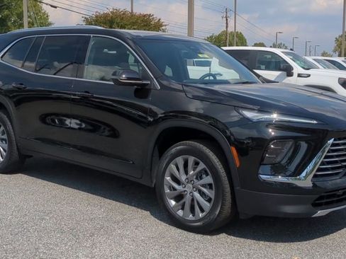 New 2025 Buick Enclave Preferred w/ Power Package image 2