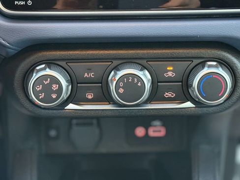 Used 2023 Nissan Versa SV w/ Trunk Package image 17