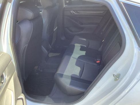 Used 2020 Honda Accord Sport image 10