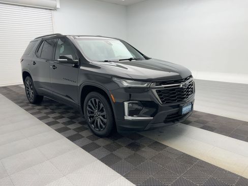 Certified 2023 Chevrolet Traverse RS image 7