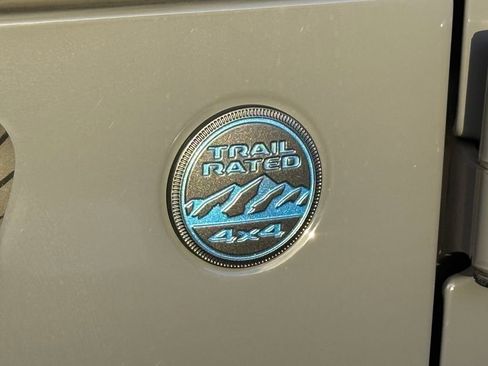 Used 2021 Jeep Wrangler Unlimited Rubicon 4xe w/ Steel Bumper Group image 14