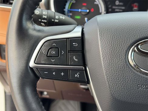 Used 2020 Toyota Highlander Limited Platinum image 11