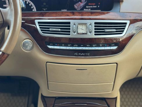 Used 2012 Mercedes-Benz S 550 S 550 4MATIC Sedan 4D image 25