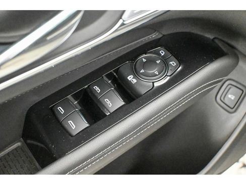 New 2025 Cadillac CT4 Premium Luxury image 17