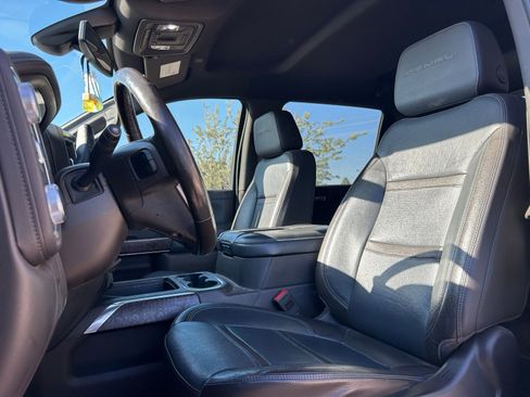 Used 2020 GMC Sierra 2500 Denali image 11