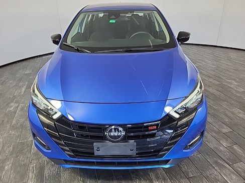 Used 2024 Nissan Versa SR image 2