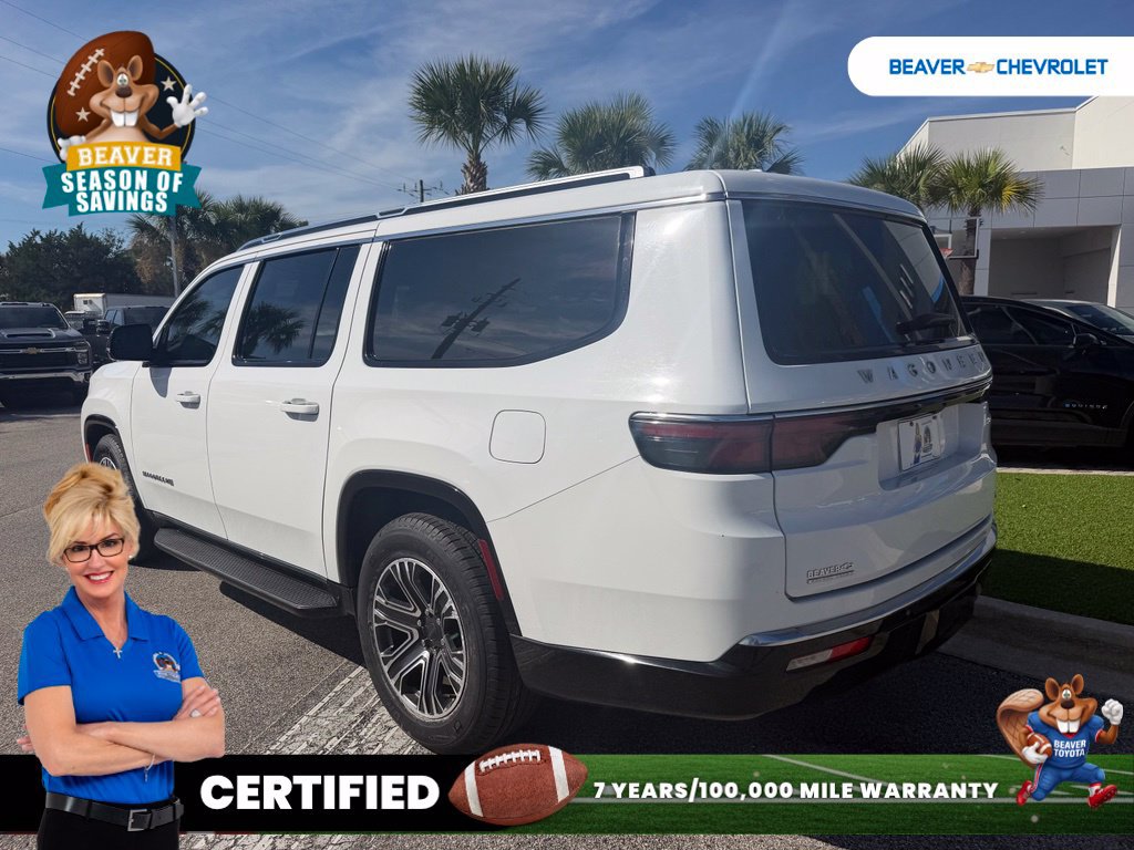 Used 2023 Jeep Wagoneer L Series II AWD/4WD image 6
