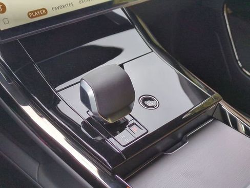 New 2026 Land Rover Range Rover Sport SE image 9