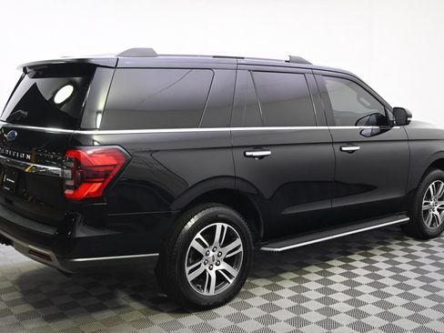 Used 2022 Ford Expedition Limited AWD/4WD image 7